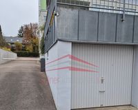 Garage Aßenansicht 2