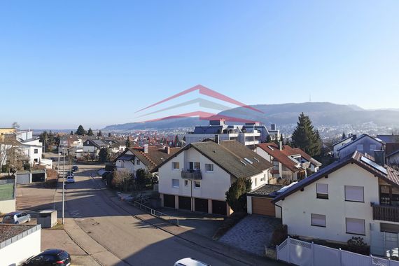 360°-Rundgang - Einzigartige 5,5-Zimmer Maisonette-Wohnung mit Panoramablick auf dem Schimmelberg